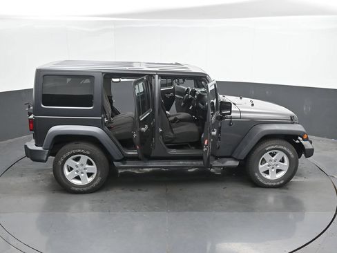 Used 2017 Jeep Wrangler Unlimited Sport w/ Quick Order Package 24S AWD/4WD image 42
