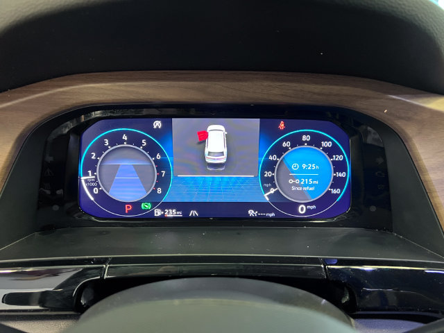 Certified 2024 Volkswagen Atlas SE FWD image 23