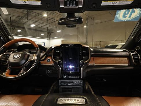 Used 2019 RAM 3500 Limited image 29