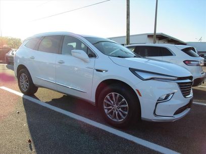 Used 2023 Buick Enclave Essence