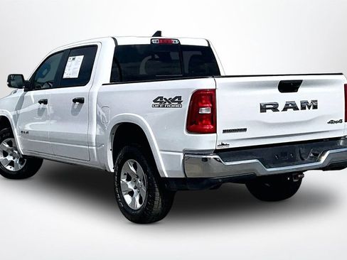 Used 2025 RAM 1500 Big Horn AWD/4WD image 5