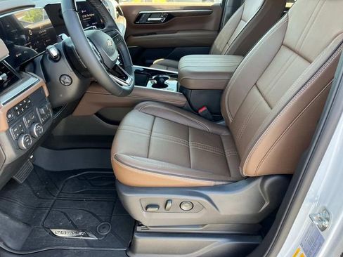New 2026 Chevrolet Tahoe High Country AWD/4WD image 26
