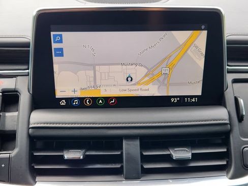 Used 2021 Chevrolet Tahoe High Country w/ Premium Package RWD image 18