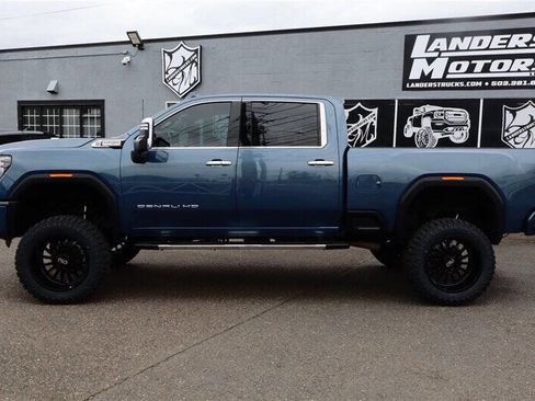 Used 2025 GMC Sierra 3500 Denali w/ Denali Reserve Package image 2