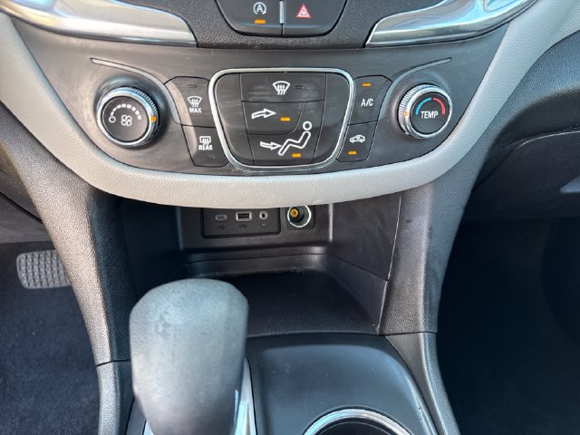 Certified 2024 Chevrolet Equinox LS FWD image 19