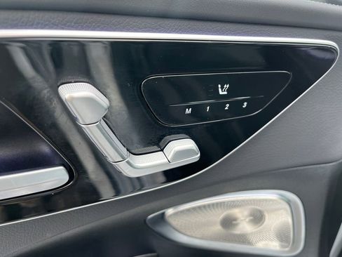 Certified 2025 Mercedes-Benz C 300 4MATIC Sedan image 19