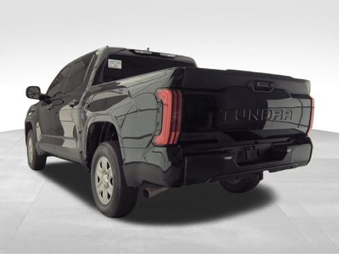 Used 2025 Toyota Tundra SR w/ SR Tow Package AWD/4WD image 8