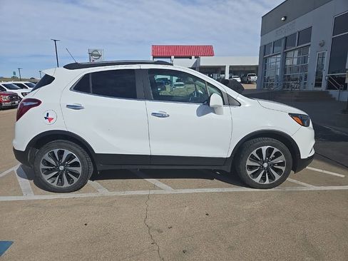 Used 2021 Buick Encore Preferred image 7