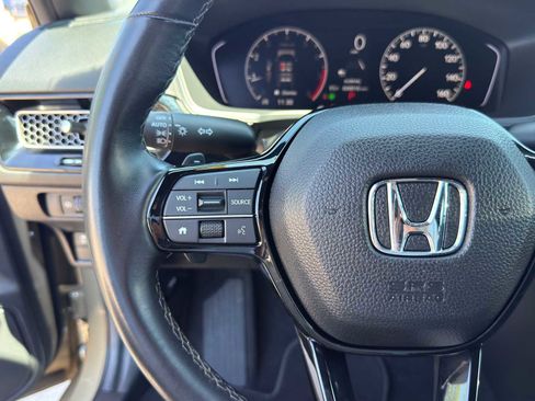 Used 2025 Honda Civic Sport image 19