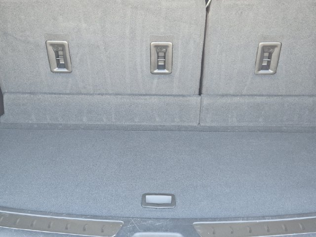 Used 2023 Buick Enclave Avenir w/ Avenir Technology Package FWD image 33