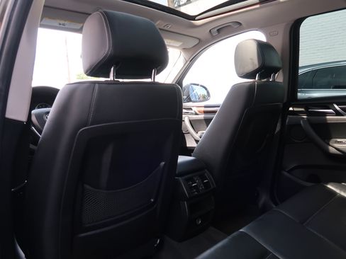Used 2017 BMW X3 sDrive28i RWD image 22