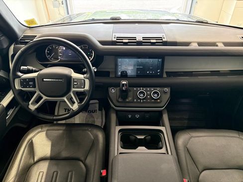 Used 2022 Land Rover Defender 110 SE AWD/4WD image 24