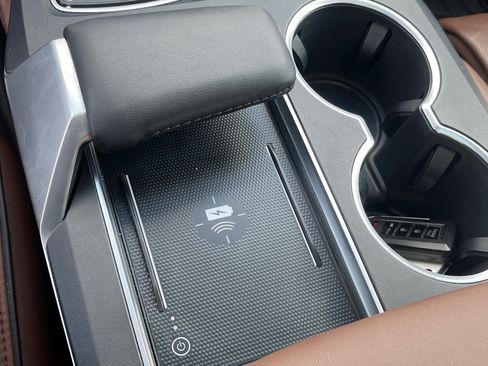 Used 2024 Acura MDX SH-AWD w/ Advance Package image 16