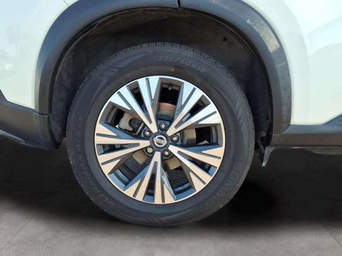 Used 2021 Nissan Rogue SV w/ Premium Package FWD image 21
