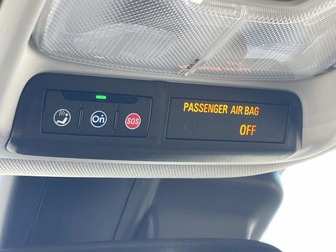 Used 2025 Chevrolet TrailBlazer LT w/ Convenience Package image 31