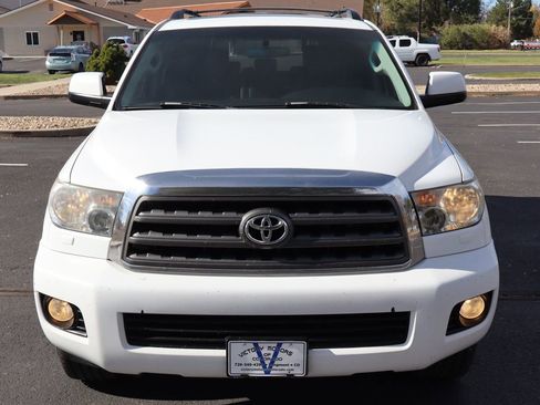 Used 2010 Toyota Sequoia SR5 image 12
