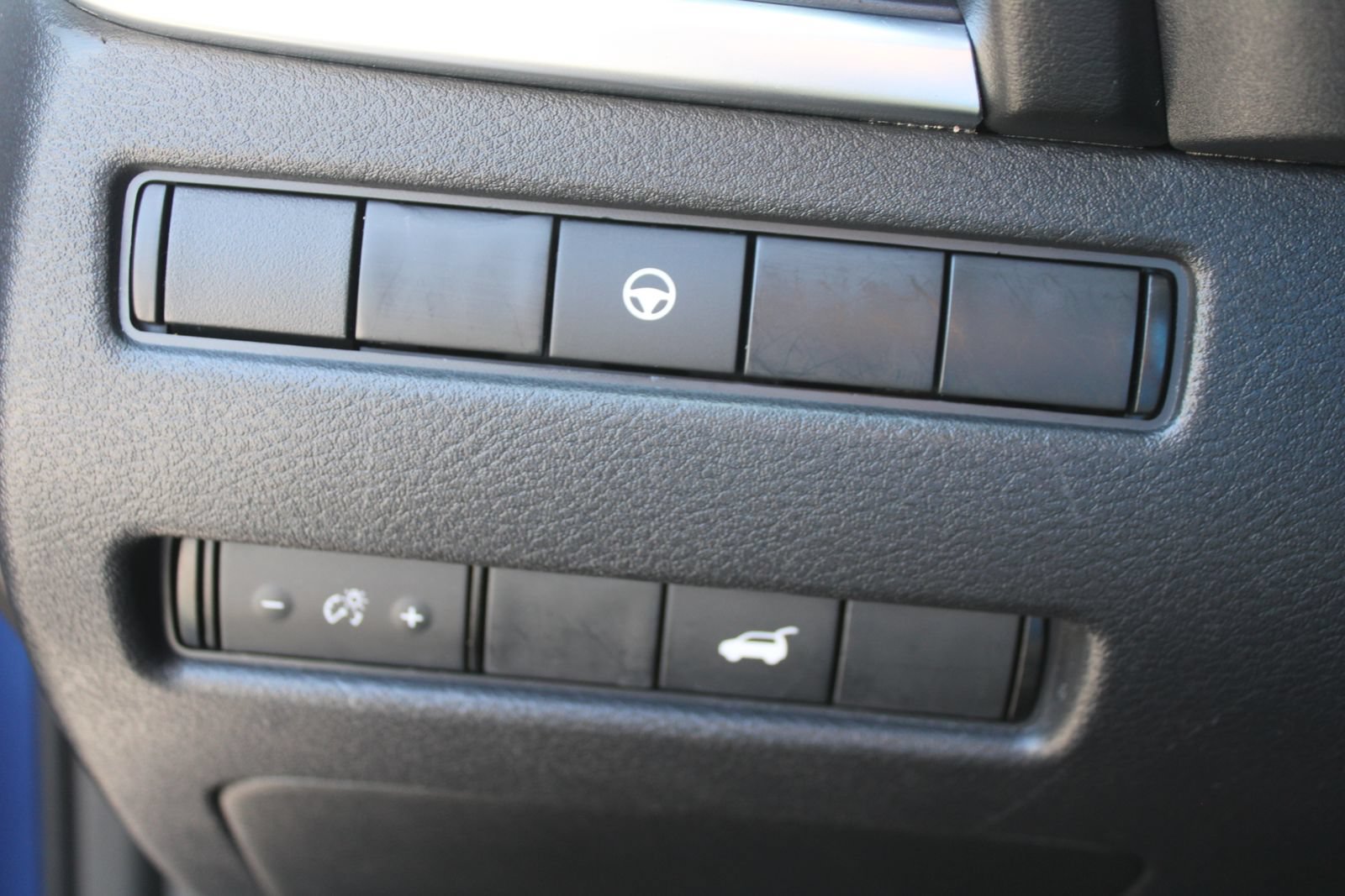 Used 2021 Nissan Rogue SL FWD image 30