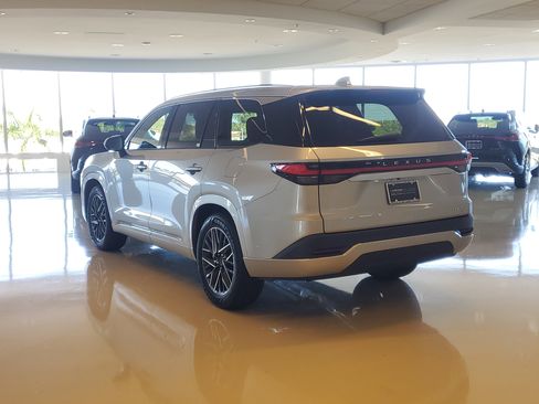 Certified 2026 Lexus TX 350 AWD w/ Technology Package image 9