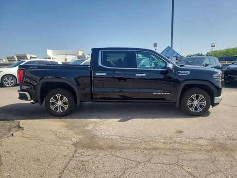Used 2025 GMC Sierra 1500 SLT AWD/4WD image 7