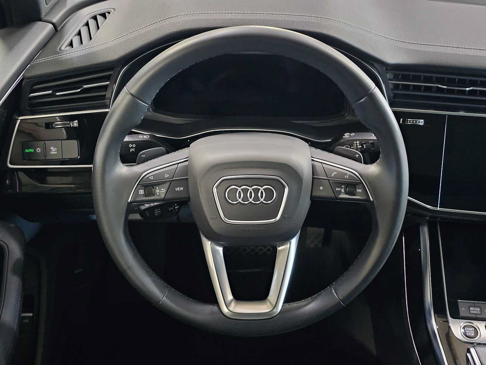 Used 2023 Audi Q7 2.0T Premium Plus w/ Premium Plus Package AWD/4WD image 21
