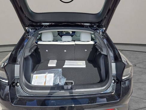 New 2026 Nissan Leaf Platinum+ image 30