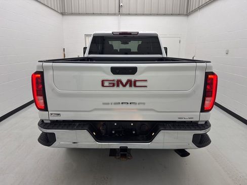 Used 2022 GMC Sierra 2500 SLE w/ SLE Convenience Package image 11