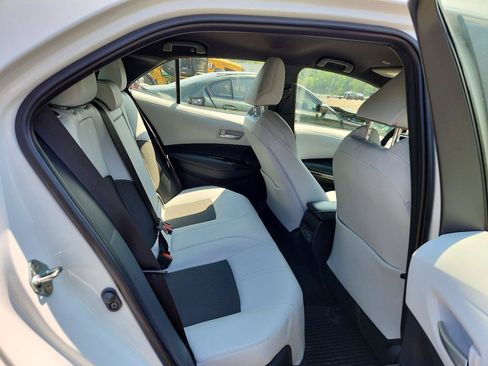 Used 2026 Toyota Corolla XSE FWD image 7