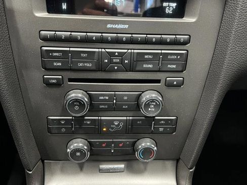 Used 2010 Ford Mustang GT Premium RWD image 29