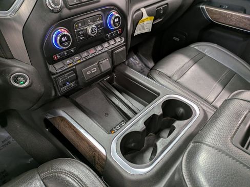 Used 2022 GMC Sierra 1500 Denali w/ Driver Alert Package II image 14