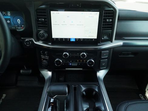 Used 2025 Ford F150 Platinum w/ Equipment Group 702A High AWD/4WD image 21