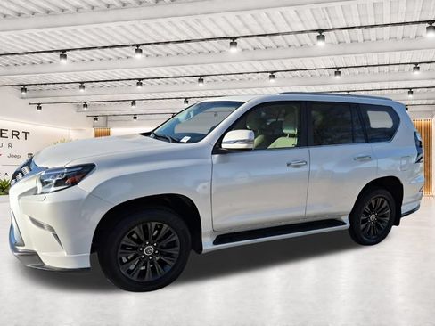 Used 2023 Lexus GX 460 Luxury w/ Sport Design Package AWD/4WD image 5