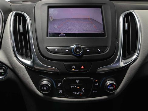 Used 2022 Chevrolet Equinox LS w/ LS Convenience Package FWD image 14