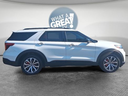 Used 2020 Ford Explorer ST w/ Premium Technology Package AWD/4WD image 2