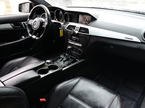 Used 2012 Mercedes-Benz C 63 AMG Coupe image 20