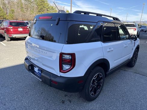 Used 2025 Ford Bronco Sport Outer Banks w/ Outer Banks Tech Package+ image 7