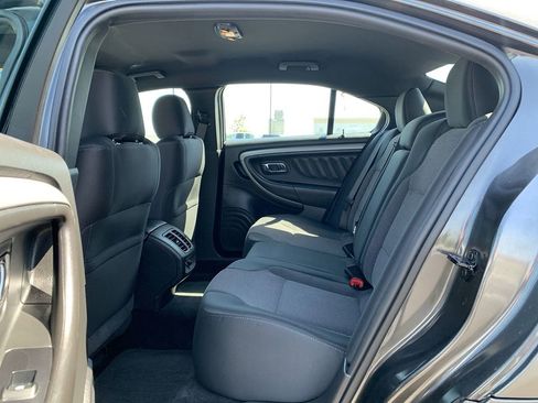 Used 2018 Ford Taurus SEL FWD image 25