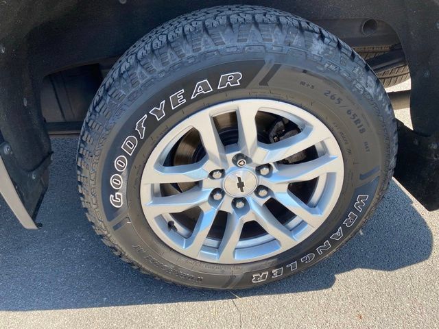 Used 2020 Chevrolet Silverado 1500 RST AWD/4WD image 25