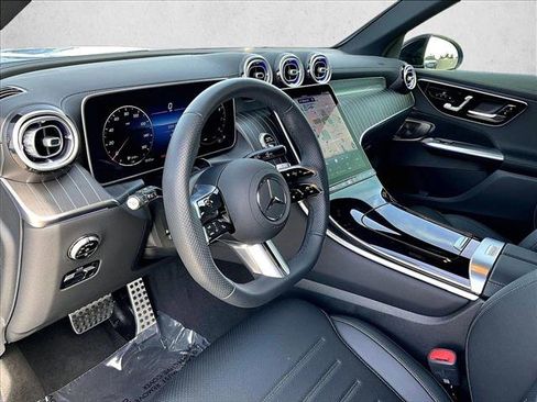 Used 2026 Mercedes-Benz GLC 300 image 14