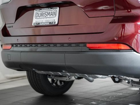 New 2025 Jeep Grand Cherokee Limited image 8