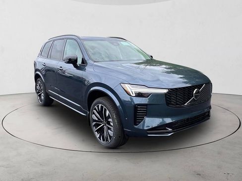 New 2026 Volvo XC90 T8 Ultra w/ Protection Package Premier AWD/4WD image 7