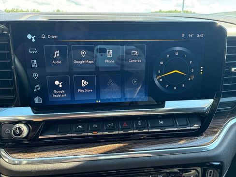 Used 2023 Chevrolet Silverado 1500 LT AWD/4WD image 17