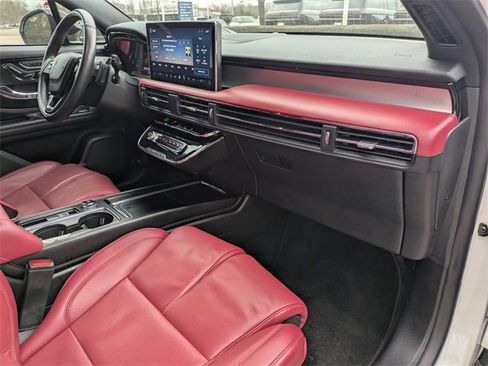 Used 2023 Lincoln Corsair Reserve w/ Equipment Group 202A image 28