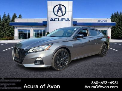 Used 2022 Nissan Altima 2.5 SR w/ Midnight Edition Package