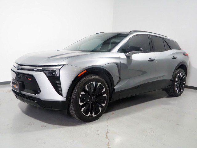 Used 2024 Chevrolet Blazer EV AWD RS image 9