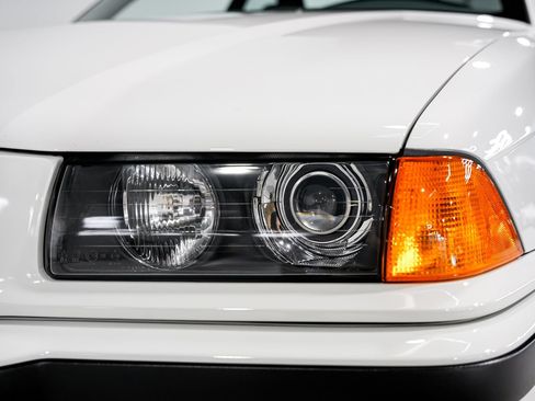 Used 1997 BMW M3 Coupe RWD image 36