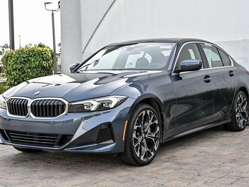 Used 2025 BMW 330i xDrive Sedan AWD/4WD image 3