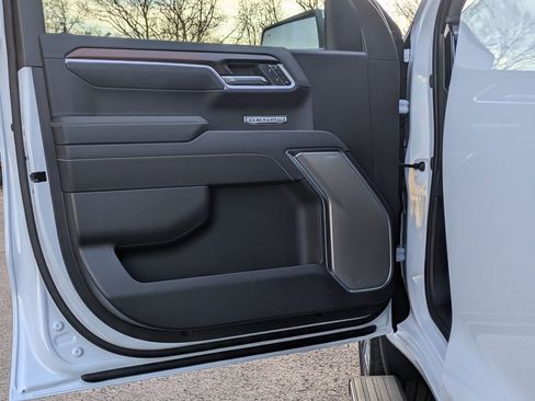 New 2026 GMC Sierra 1500 Denali image 12