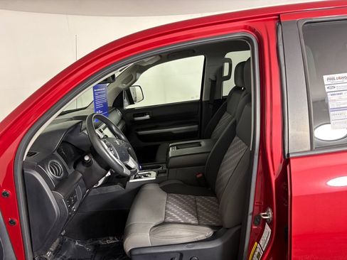 Used 2018 Toyota Tundra SR5 w/ SR5 Upgrade Package RWD image 12