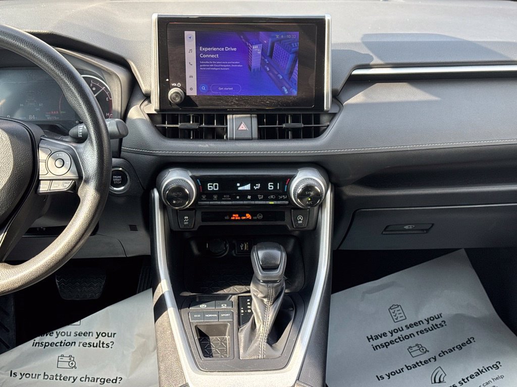Certified 2024 Toyota RAV4 XLE FWD image 20