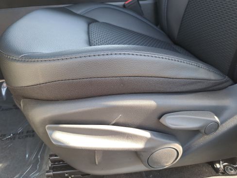 New 2026 Jeep Compass Latitude image 25